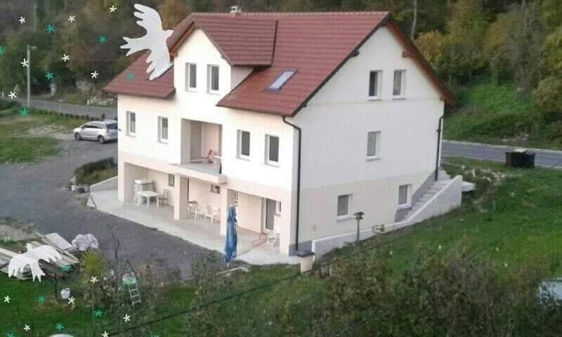 Sobe Pri Rozi Apartment Postojna Bagian luar foto